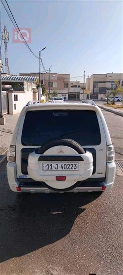 ميتسوبيشي باجيرو